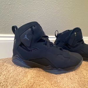 COPY - Nike Air Jordan size 11 1/2. Navy blue w/ light blue Jordan logo.